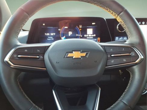 Used 2024 Chevrolet Blazer EV LT AWD/4WD image 19