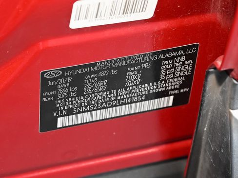 Used 2020 Hyundai Santa Fe SE FWD image 17