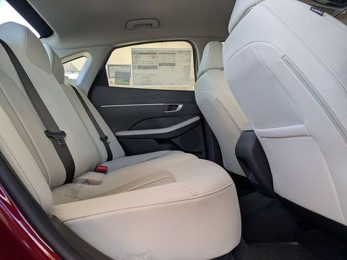 New 2025 Hyundai Sonata SE FWD image 10