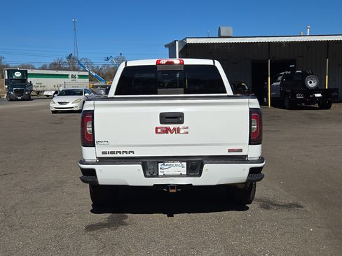 Used 2016 GMC Sierra 1500 SLT w/ All Terrain X Package image 4