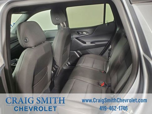 Used 2025 Chevrolet Equinox LT image 11