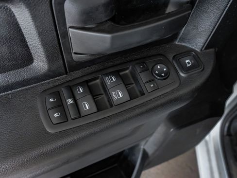 Used 2024 RAM 3500 Tradesman w/ Chrome Appearance Group image 45