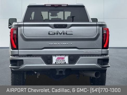 Certified 2025 GMC Sierra 2500 Denali Ultimate w/ Max Trailering Package image 7