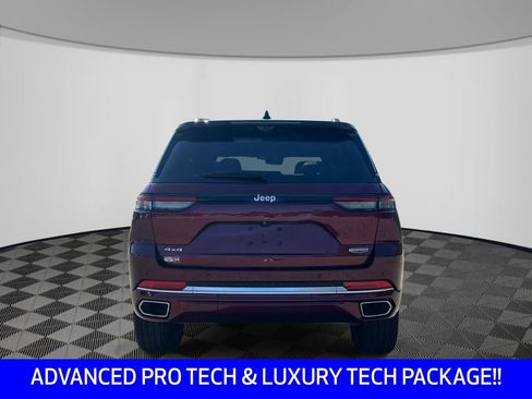 Used 2025 Jeep Grand Cherokee Summit AWD/4WD image 4