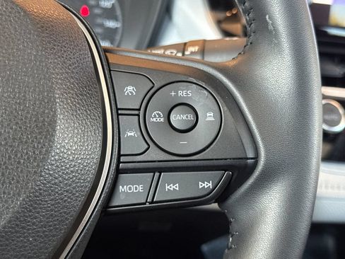 Used 2023 Toyota Corolla SE w/ SE Premium Package FWD image 30