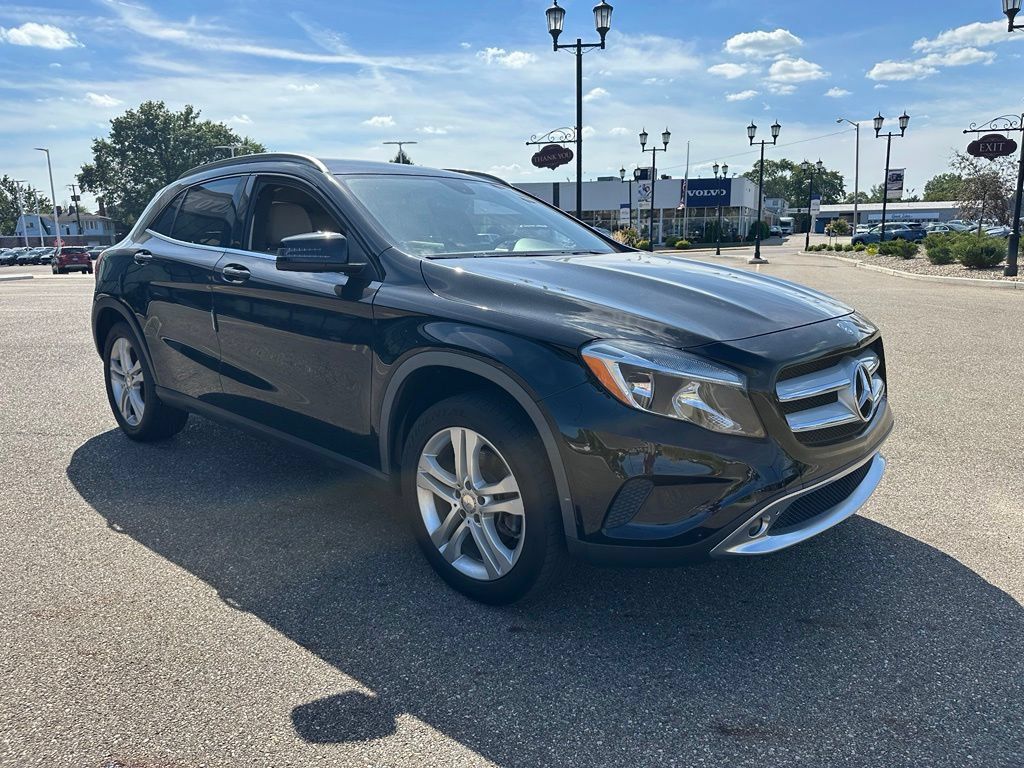Used 2015 Mercedes-Benz GLA 250 4MATIC image 3
