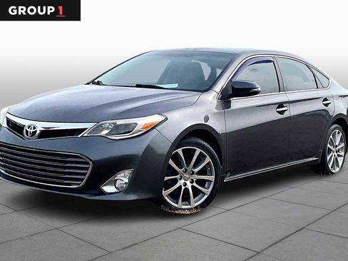 Used 2015 Toyota Avalon XLE image 1