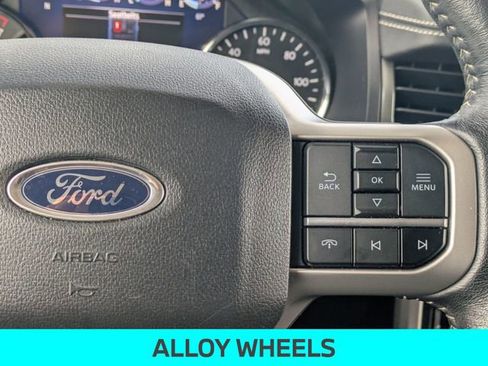 Used 2024 Ford Expedition XLT image 20