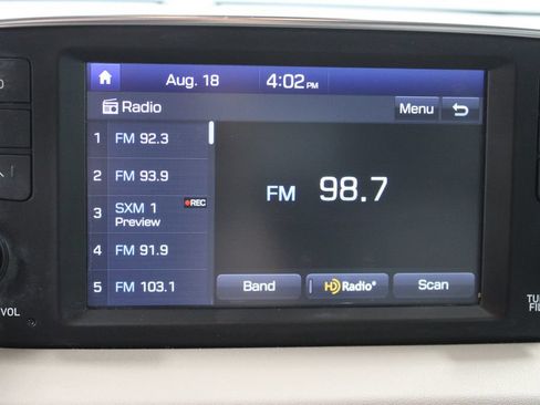 Used 2020 Hyundai Santa Fe SEL FWD image 42