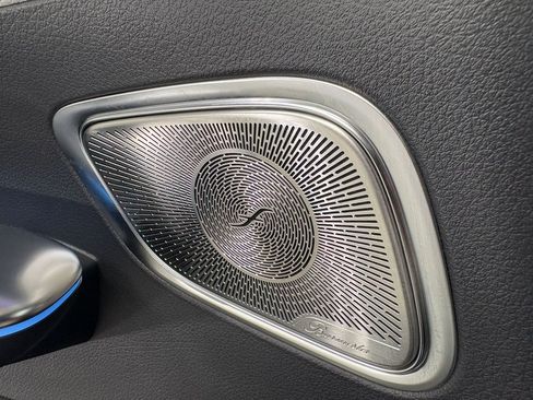 Used 2025 Mercedes-Benz GLC 350e 4MATIC w/ AMG Line image 7