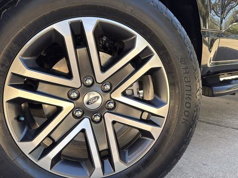 Certified 2022 Ford F150 XL w/ STX Appearance Package image 8