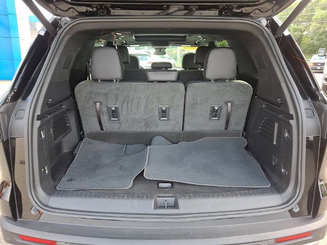 Used 2024 Chevrolet Traverse LT AWD/4WD image 40