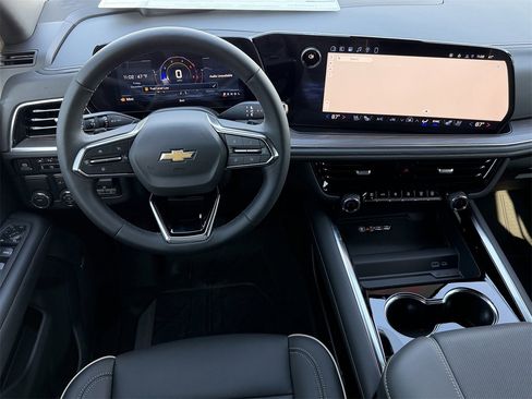 New 2026 Chevrolet Suburban Premier w/ Sun And Tow Package image 11