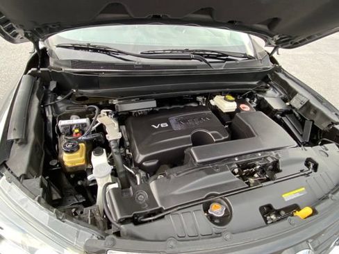 Used 2019 Nissan Pathfinder SV AWD/4WD image 21