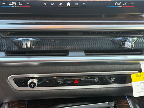 New 2026 BMW X5 xDrive50e w/ Executive Package image 35