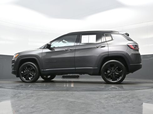 Used 2021 Jeep Compass Latitude AWD/4WD image 28
