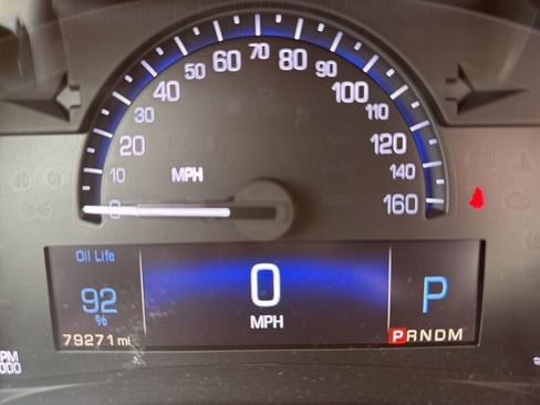 Used 2014 Cadillac XTS image 18