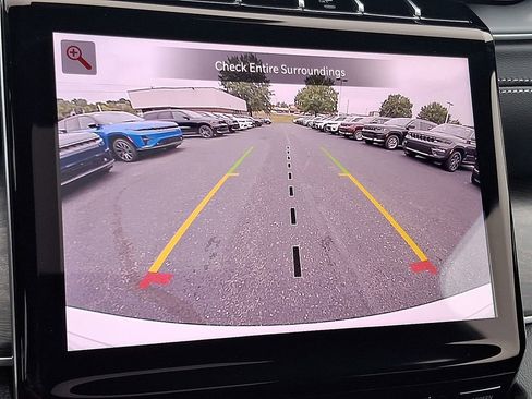 New 2025 Jeep Grand Cherokee Limited image 17