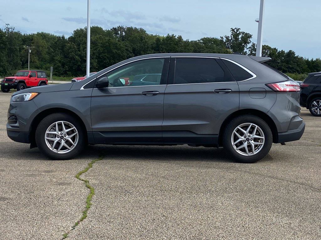 Used 2024 Ford Edge SEL AWD/4WD image 6