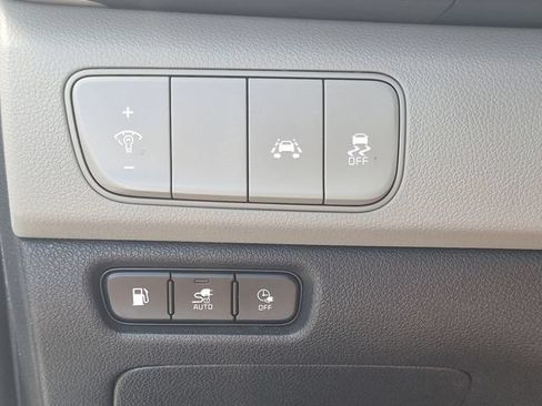 Used 2019 Kia Niro LX FWD image 19
