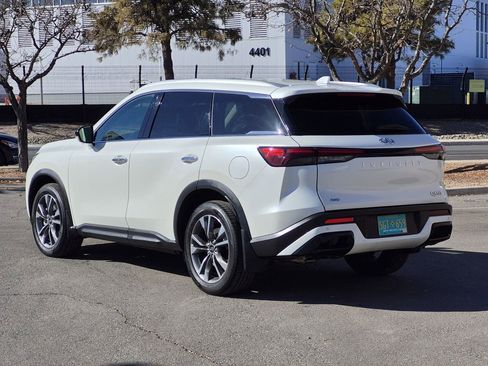 Certified 2025 INFINITI QX60 Luxe w/ Vision Package image 3