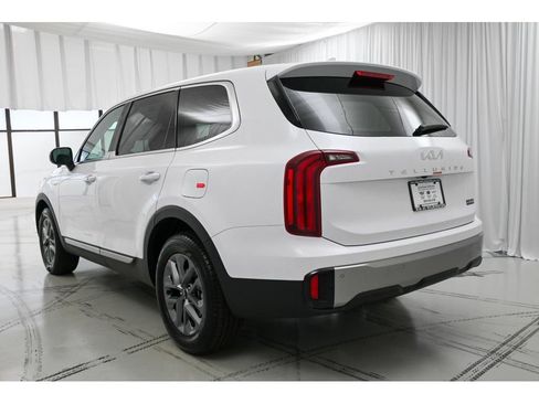 New 2025 Kia Telluride LX image 5