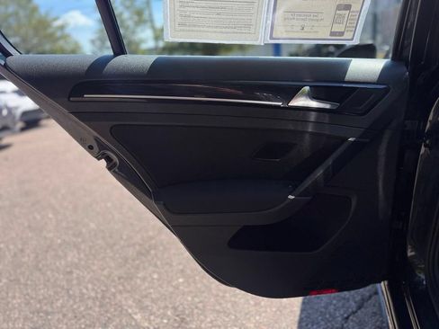 Used 2017 Volkswagen GTI S FWD image 19