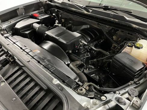 Used 2024 Chevrolet Silverado 2500 LT AWD/4WD image 53