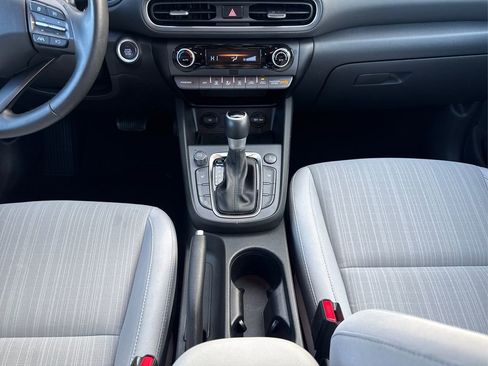 Certified 2023 Hyundai Kona SEL w/ Convenience Package image 18