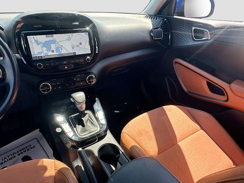 Certified 2024 Kia Soul EX w/ Option Group 015 FWD image 24