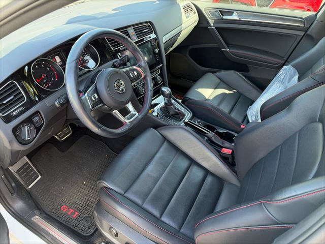 Used 2018 Volkswagen GTI Autobahn FWD image 5