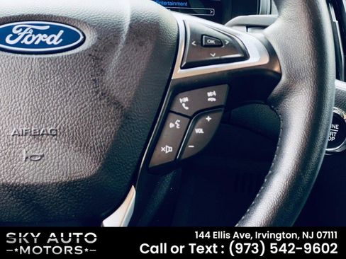 Used 2023 Ford Edge SEL AWD/4WD image 13