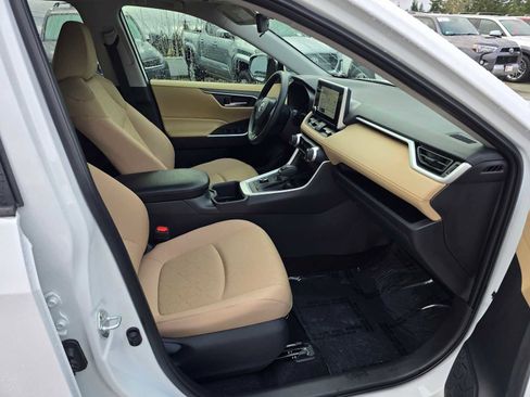 Certified 2025 Toyota RAV4 XLE image 30