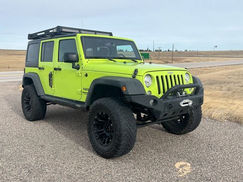 Used 2017 Jeep Wrangler Unlimited Sport w/ Quick Order Package 23S AWD/4WD image 7