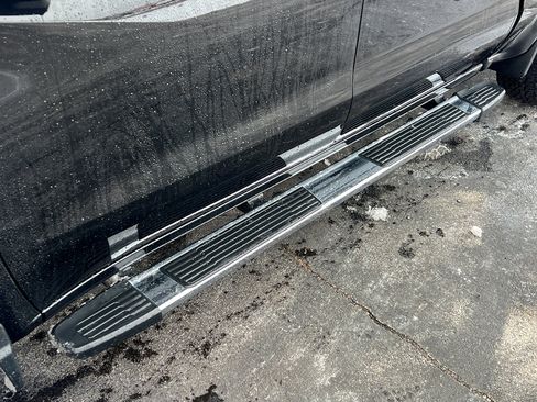 Used 2023 Chevrolet Silverado 1500 LTZ w/ Z71 Off-Road Package image 10