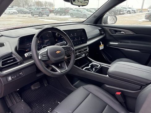 New 2026 Chevrolet Traverse LT w/ Enhanced Driving Package image 12