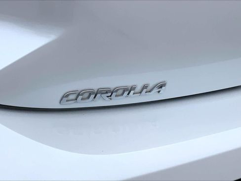 Used 2022 Toyota Corolla XSE image 10