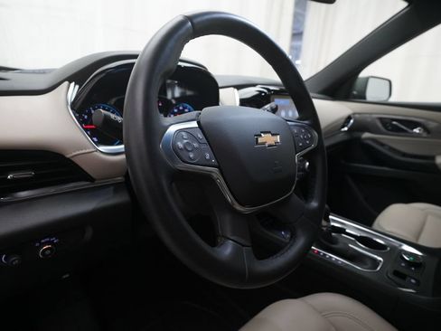 Used 2023 Chevrolet Traverse LT w/ LPO, Floor Liner Package AWD/4WD image 8