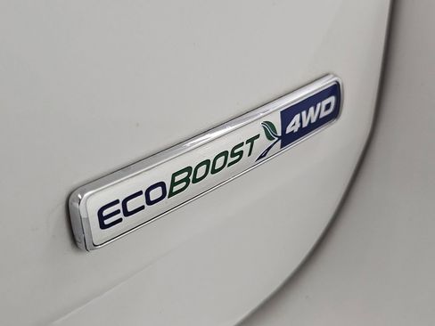 Used 2020 Ford Explorer Limited image 27