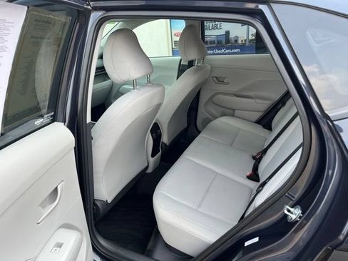 Used 2025 Hyundai Kona SEL AWD/4WD image 24