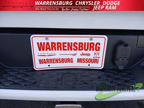 New 2026 RAM 1500 Laramie w/ Night Edition image 31