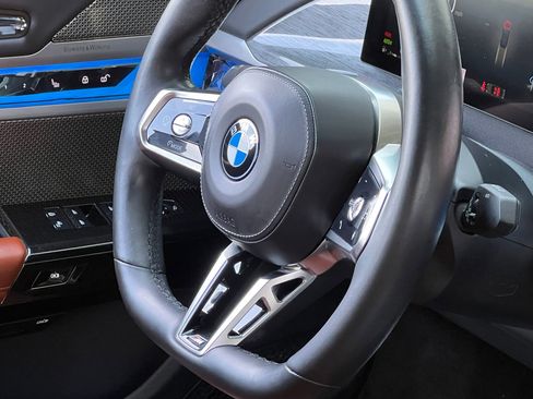Used 2023 BMW 760i xDrive w/ Executive Package AWD/4WD image 37