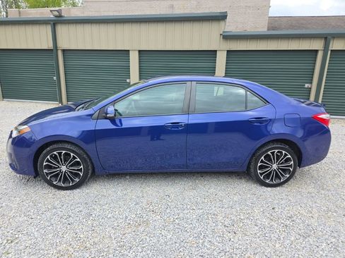 Used 2015 Toyota Corolla S FWD image 3