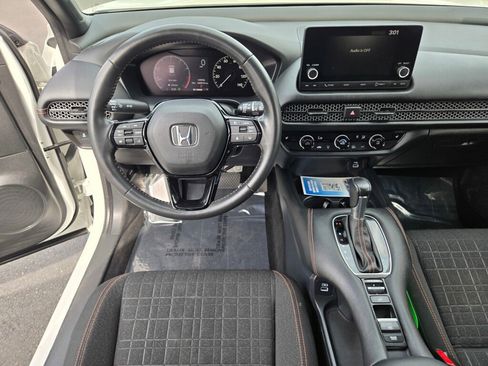 Certified 2023 Honda HR-V Sport image 15