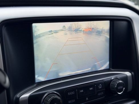 Used 2019 GMC Sierra 1500 SLE w/ SLE Value Package image 15