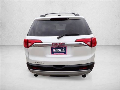 Used 2017 GMC Acadia SLE w/ Driver Alert Package I FWD image 3