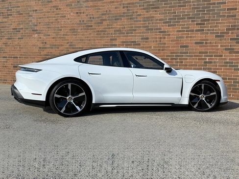 Certified 2023 Porsche Taycan image 7