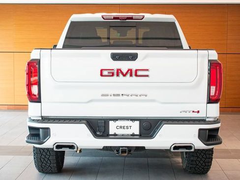 Used 2024 GMC Sierra 1500 AT4 w/ Technology Package AWD/4WD image 7