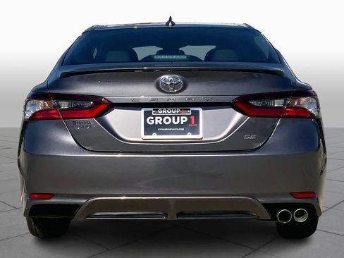 Used 2024 Toyota Camry SE w/ Convenience Package image 5