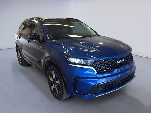 Used 2023 Kia Sorento S w/ Panoramic Sunroof Package FWD image 1